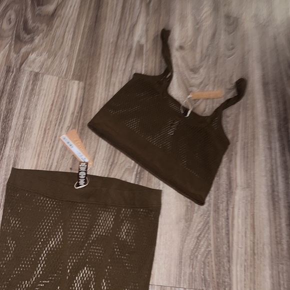 🌷skims 2 piece set army warp knit bra and shorts - Picture 6 of 7